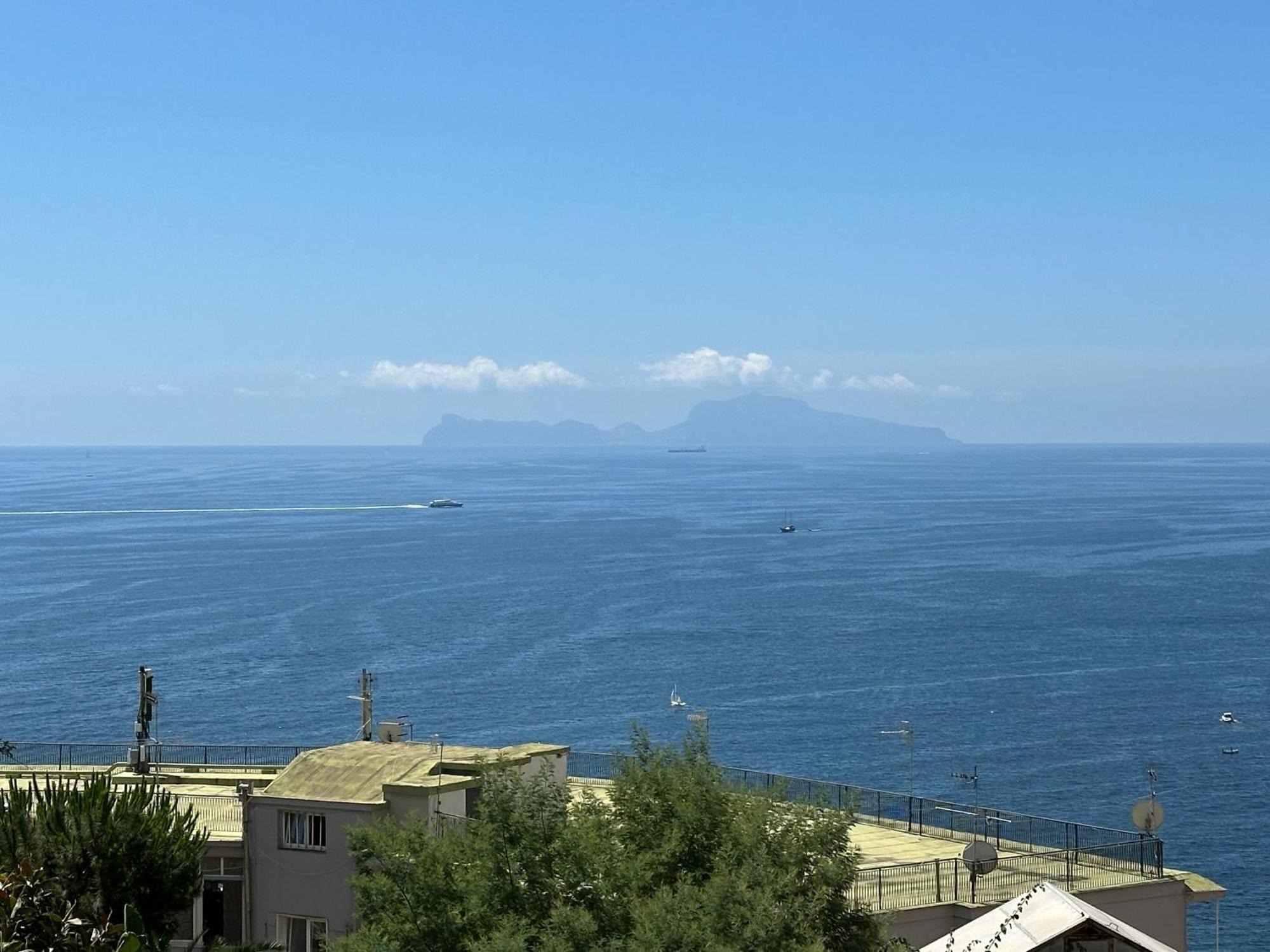 Pf Luxury Orazio Posillipo Capri Vesuvio View - My Place